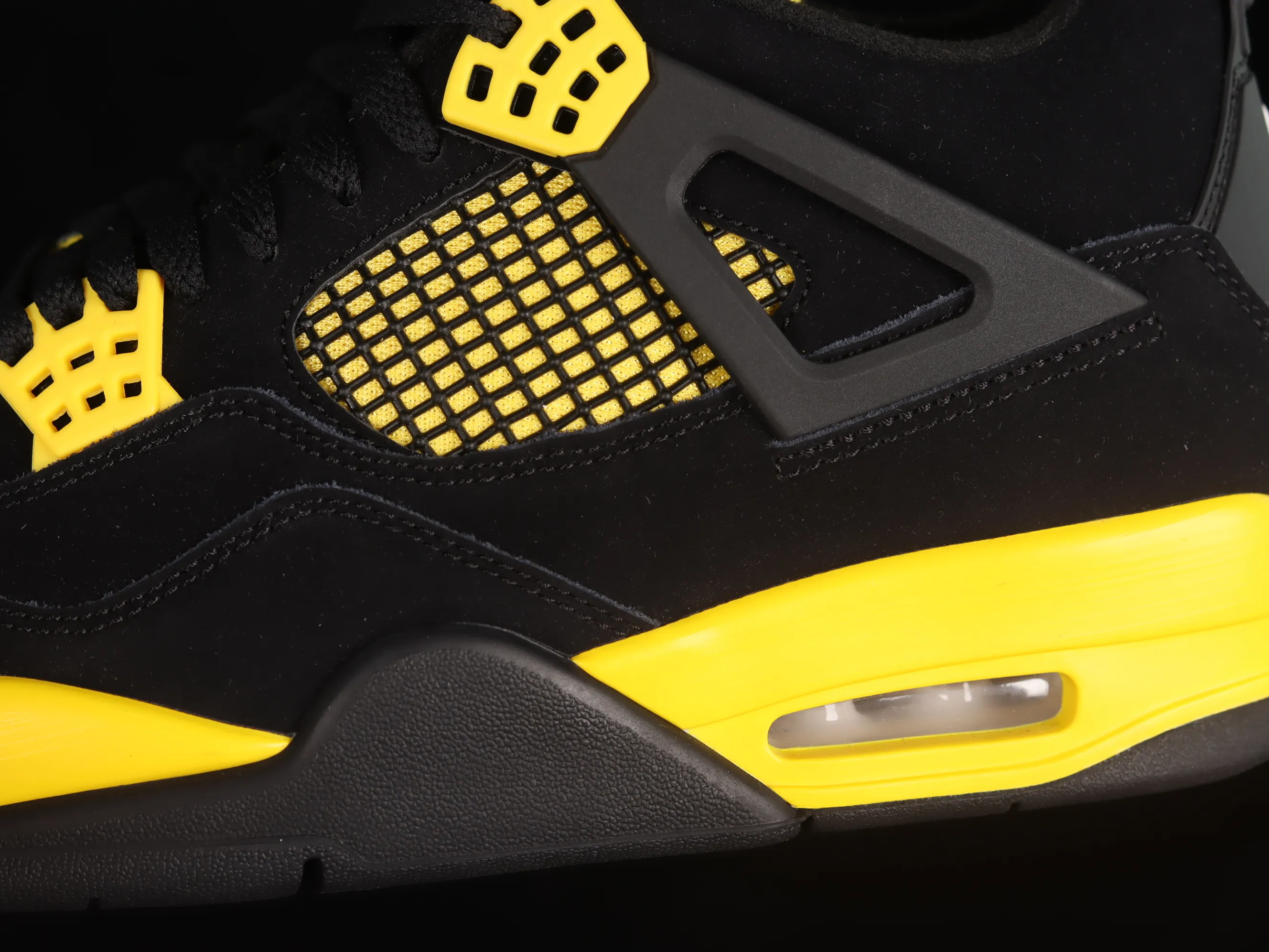 All categories Air Jordan Jordan series basketball shoes Air Jordan 4 LW version Air Jordan 4 "Thunder" AJ4 Joe 4 Thunder replica basketball shoes DH6927-017